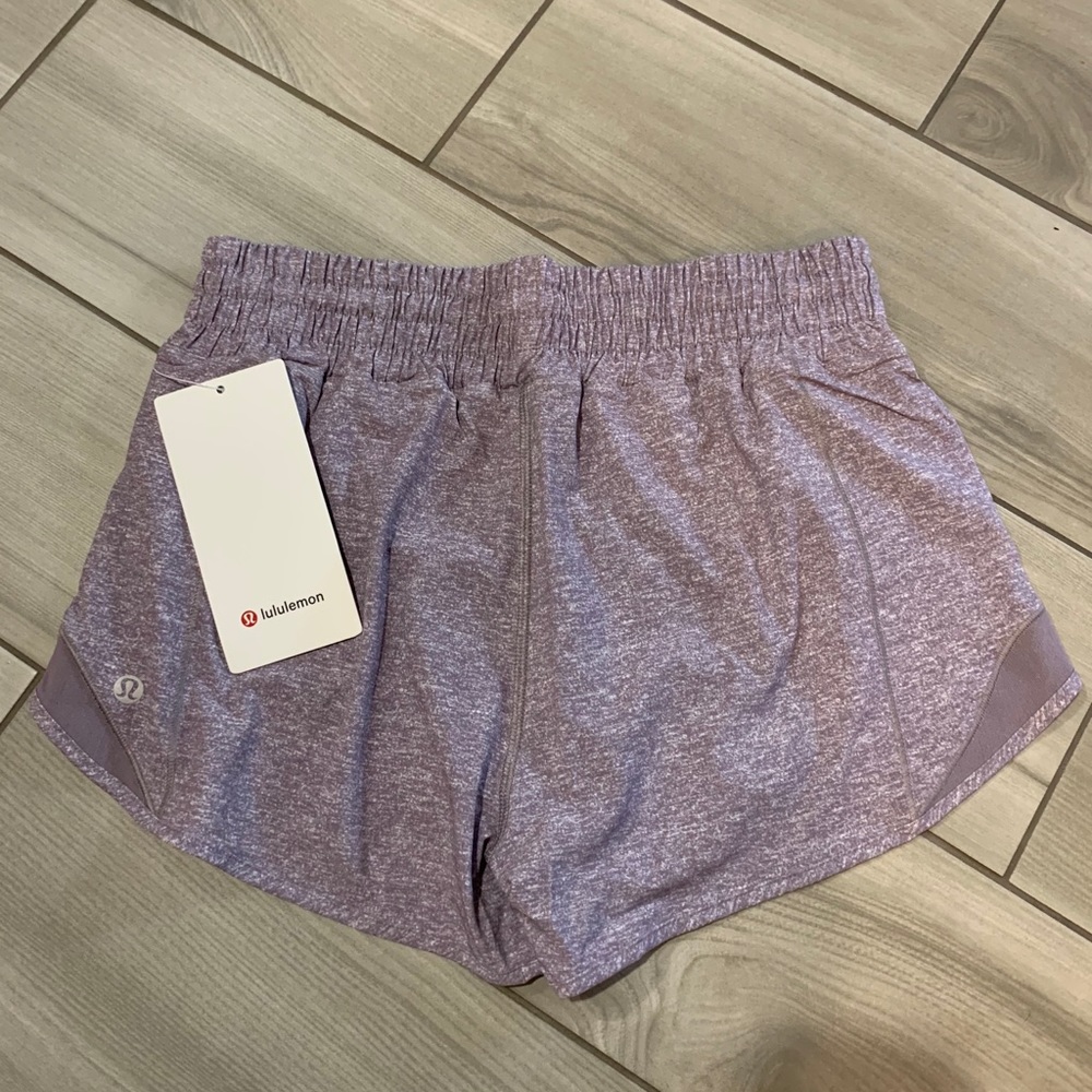 Lululemon Hotty Hot HR Short 2.5” Heather Violet - Picture 4 of 4